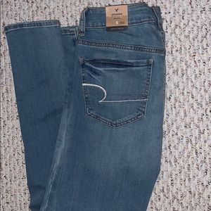 NWT AE Jeggings Size 6